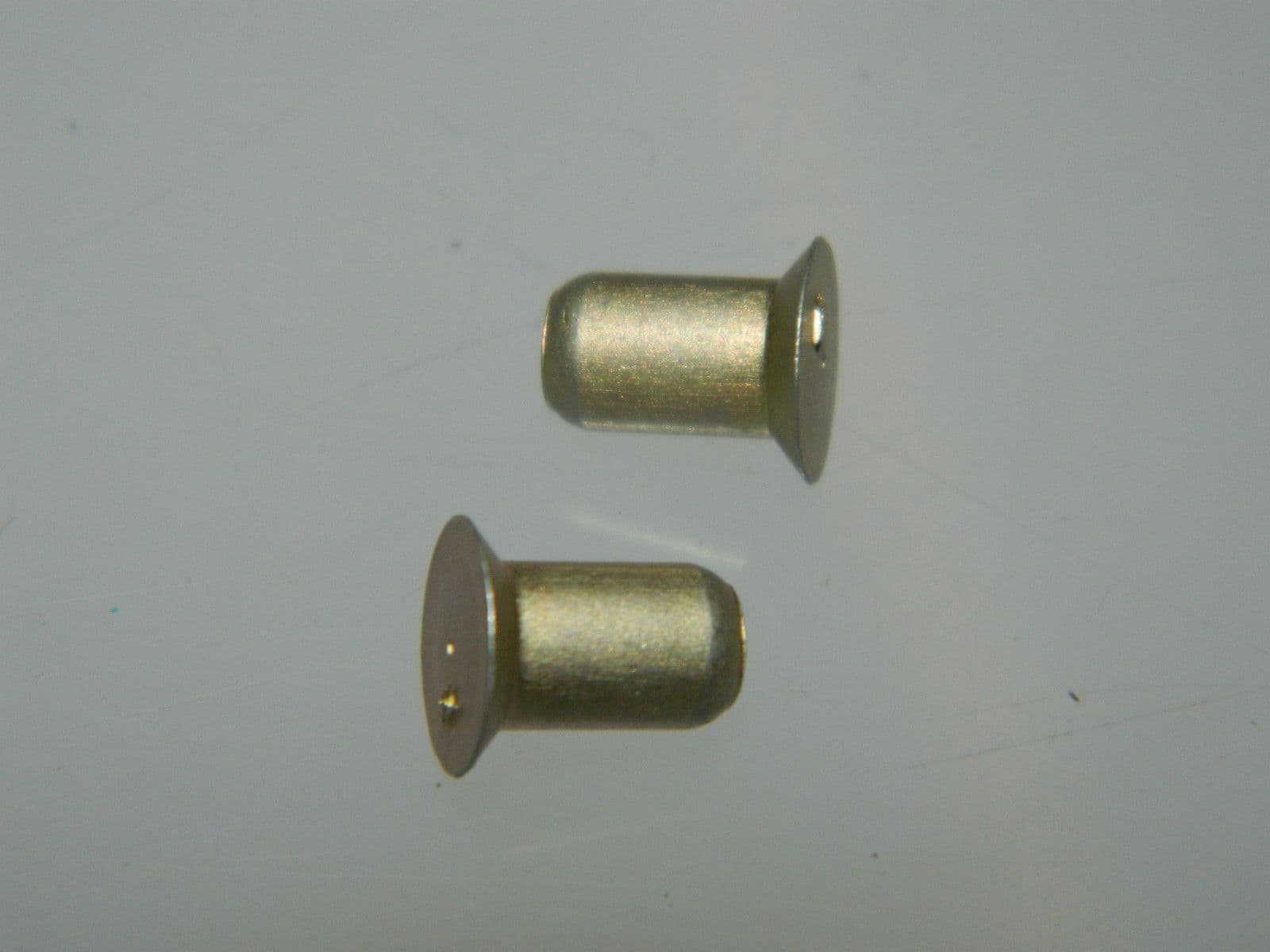 50 x Solid Rivets Countersunk Diam 3/16